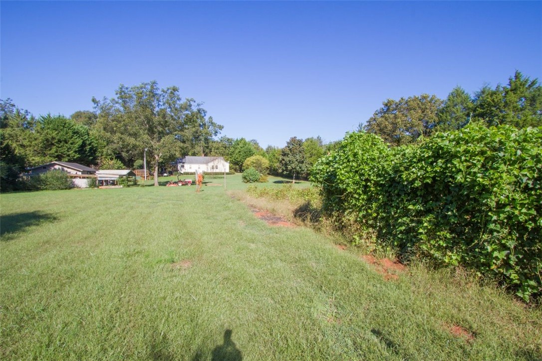 810 Baskin Road Iva, SC 29655 - Photo 34 of 39
