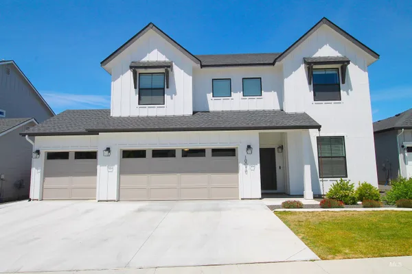 $629,900 | 10010 West Lyrical Drive, Boise, ID 83709