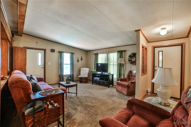 $89,888 | 343 Applewood Drive, Lockport Town, NY 14094