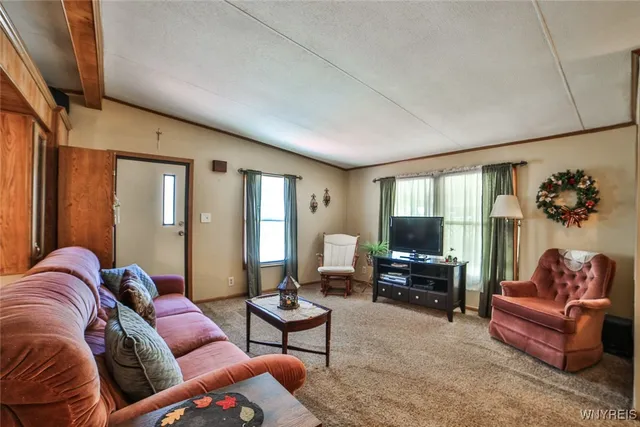 $89,888 | 343 Applewood Drive, Lockport Town, NY 14094