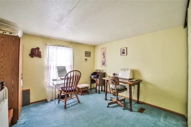 $89,888 | 343 Applewood Drive, Lockport Town, NY 14094