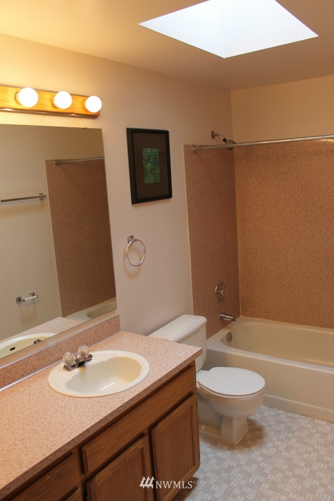 1404 220th Place Southwest Bothell, WA 98021 - Photo 6 of 8