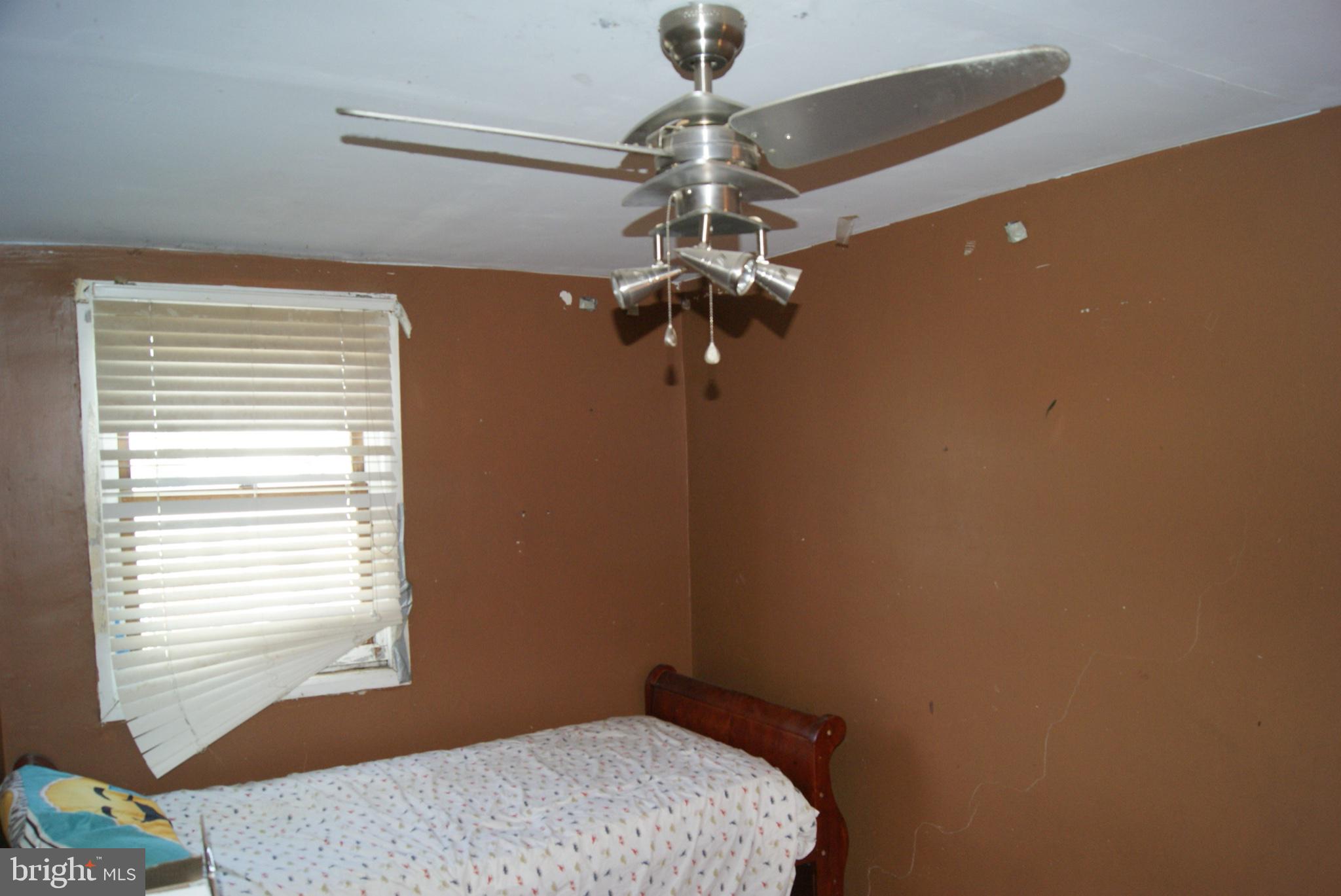 735 Grant Road Folcroft, PA 19032 - Photo 50 of 57 Cozy room with warm brown tones.