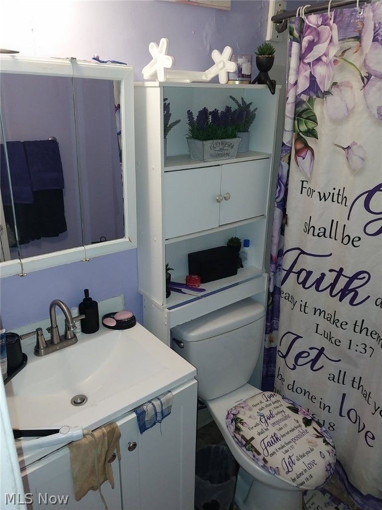 1747 Catalpa Road Cleveland, OH 44112 - Photo 5 of 16