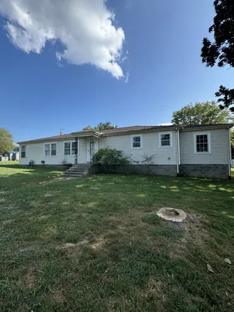 $1,195 | 104 Lafayette Street, Shelbyville, TN 37160
