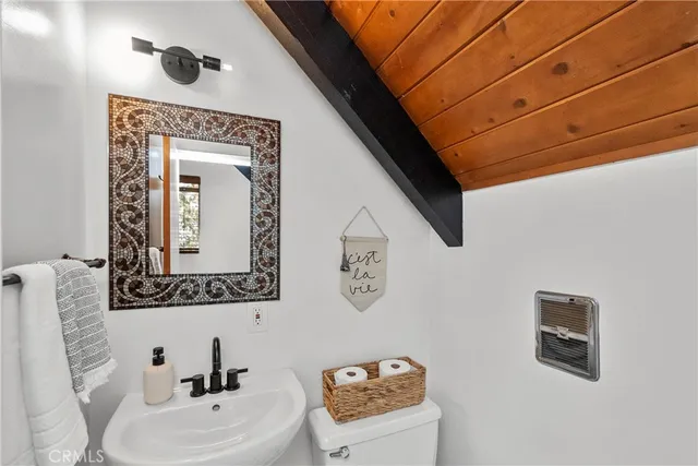 $659,999 | 28886 Cedar Drive, Lake Arrowhead, CA 92352