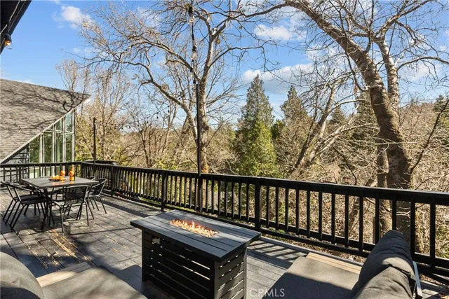 $659,999 | 28886 Cedar Drive, Lake Arrowhead, CA 92352