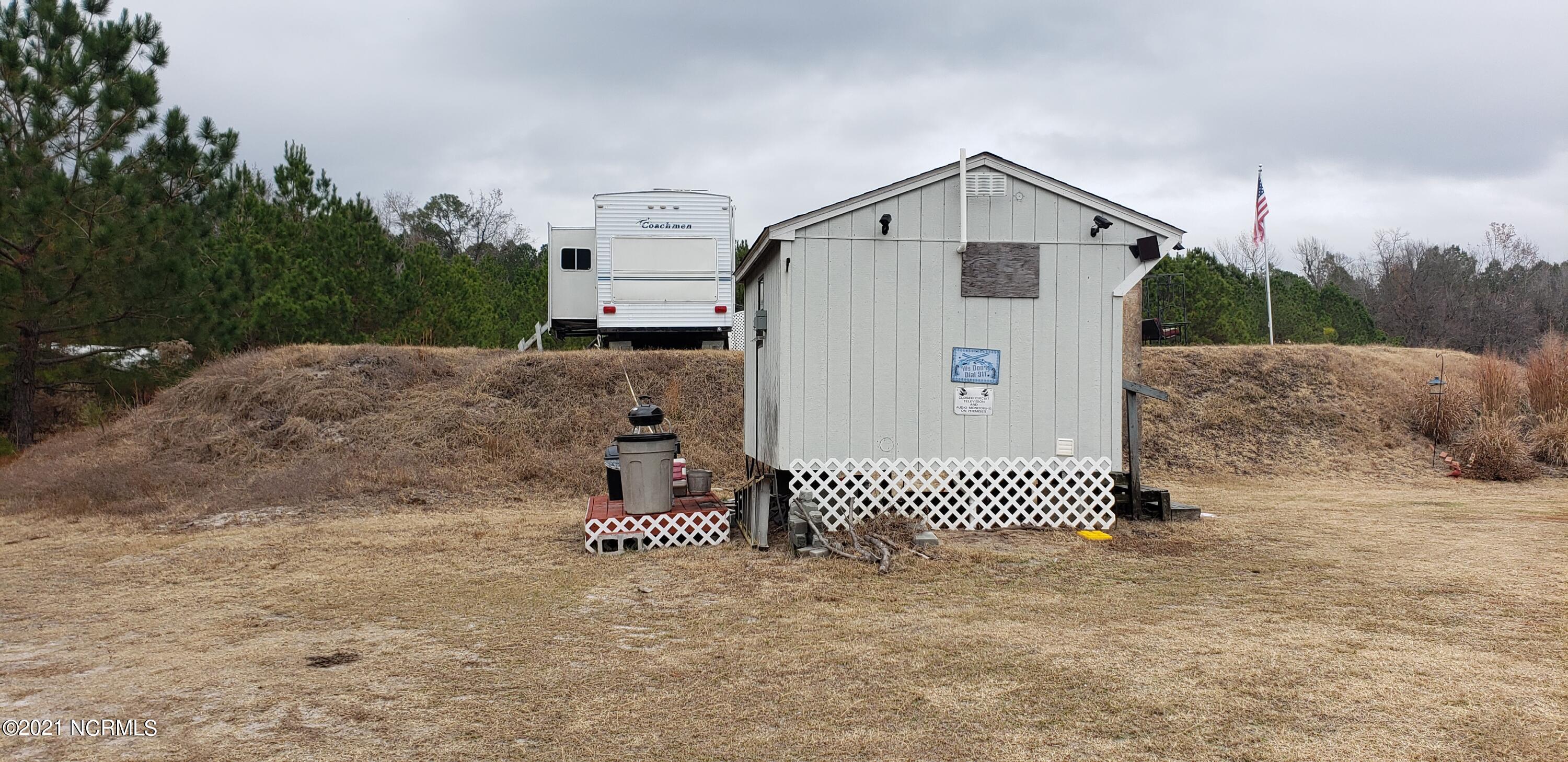 305 Deep Bottom Road Wallace, NC 28466 - Photo 10 of 12 20211210_132123