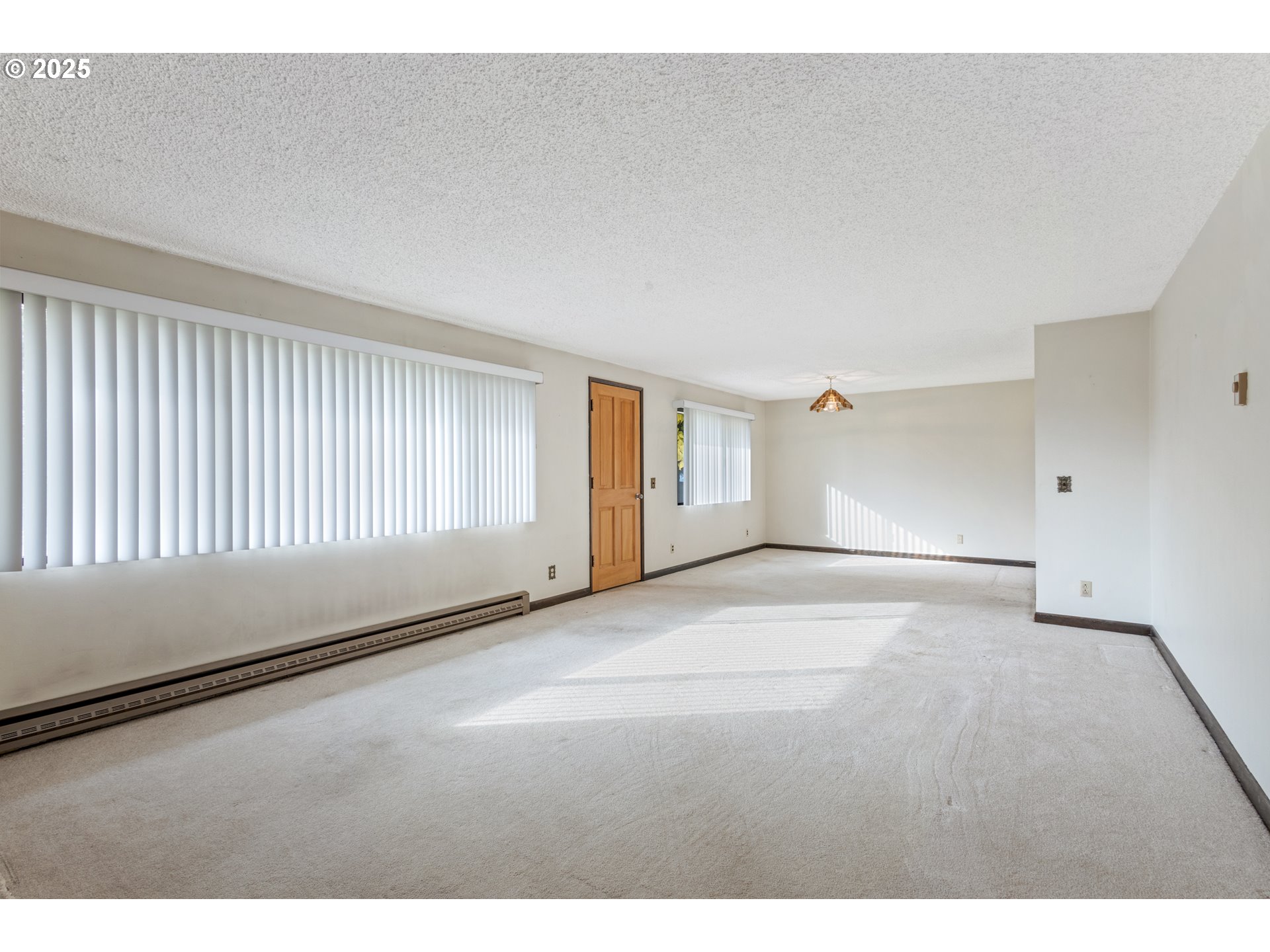 5673 Southwest Old Highway 47 Gaston, OR 97119 - Photo 14 of 33 a view of an empty room with a window