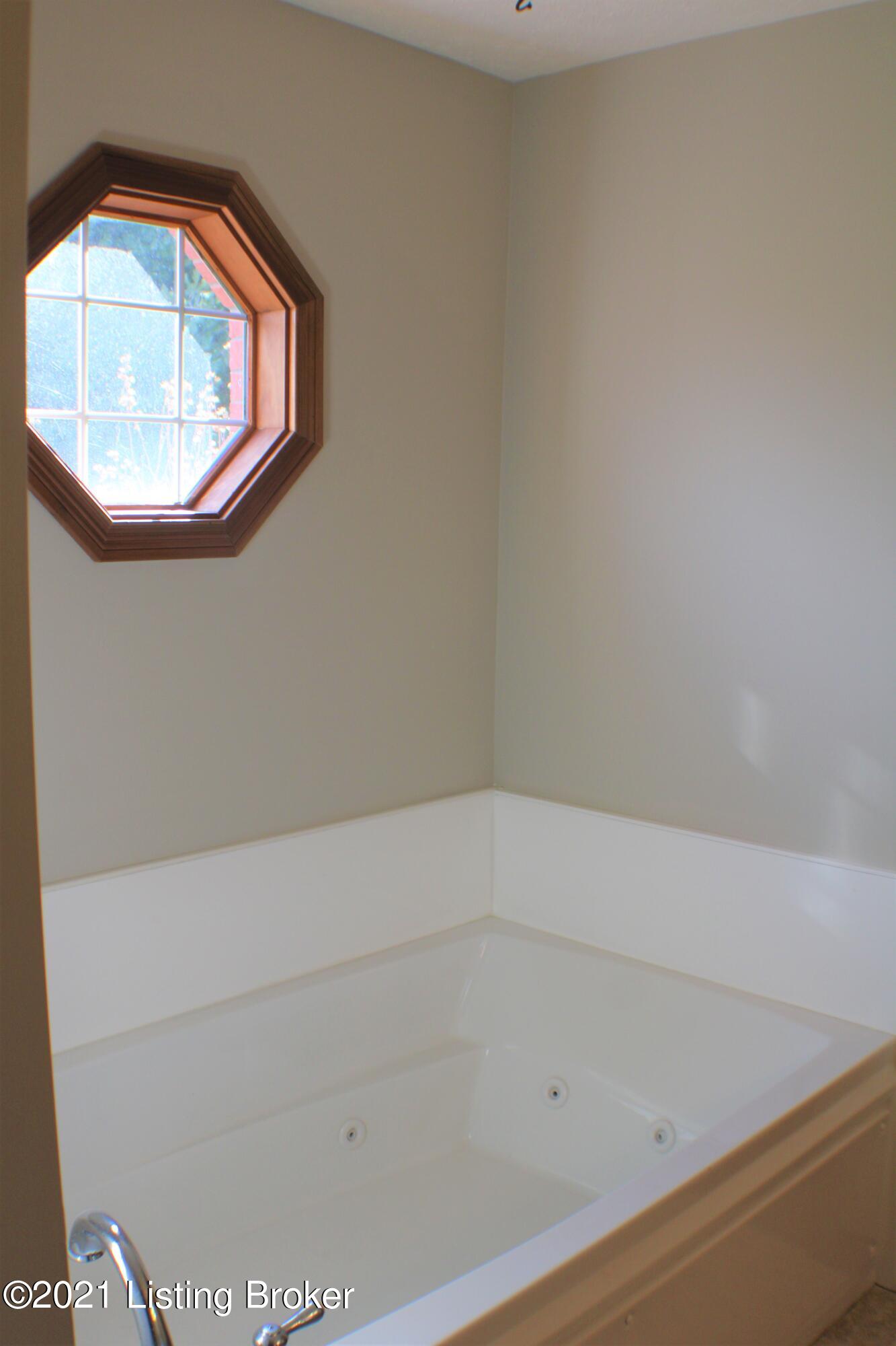 45 Spinpointe Road Taylorsville, KY 40071 - Photo 27 of 59 24