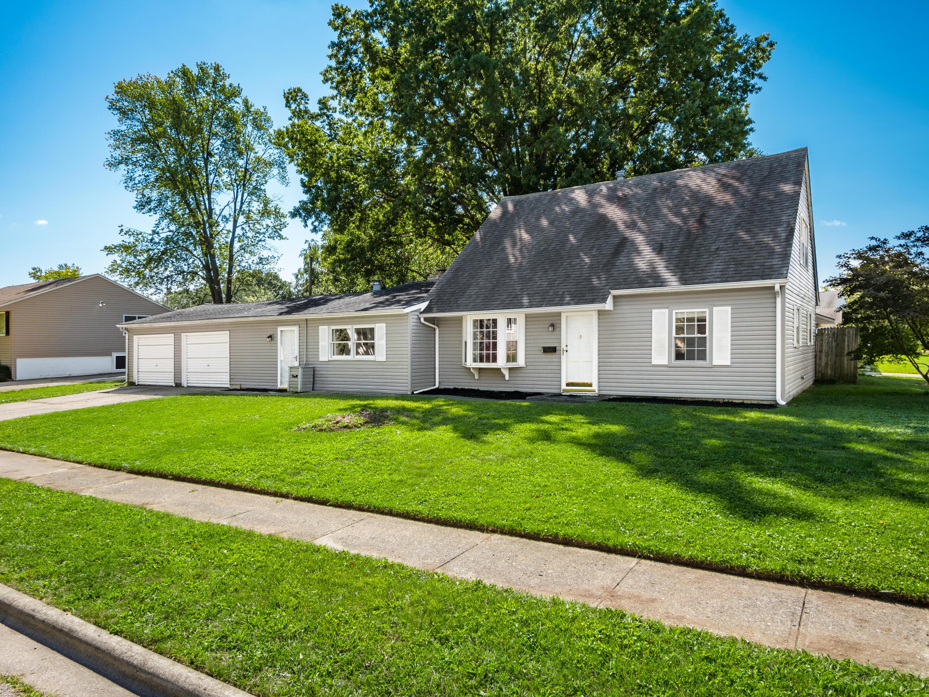 661 Fairholme Road Columbus, OH 43230 - Photo 1 of 33