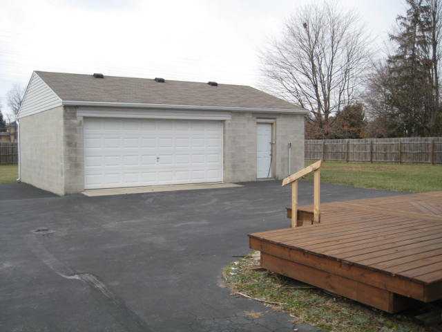 3269 Lewis Road Columbus, OH 43207 - Photo 2 of 5 Gallery Image 2