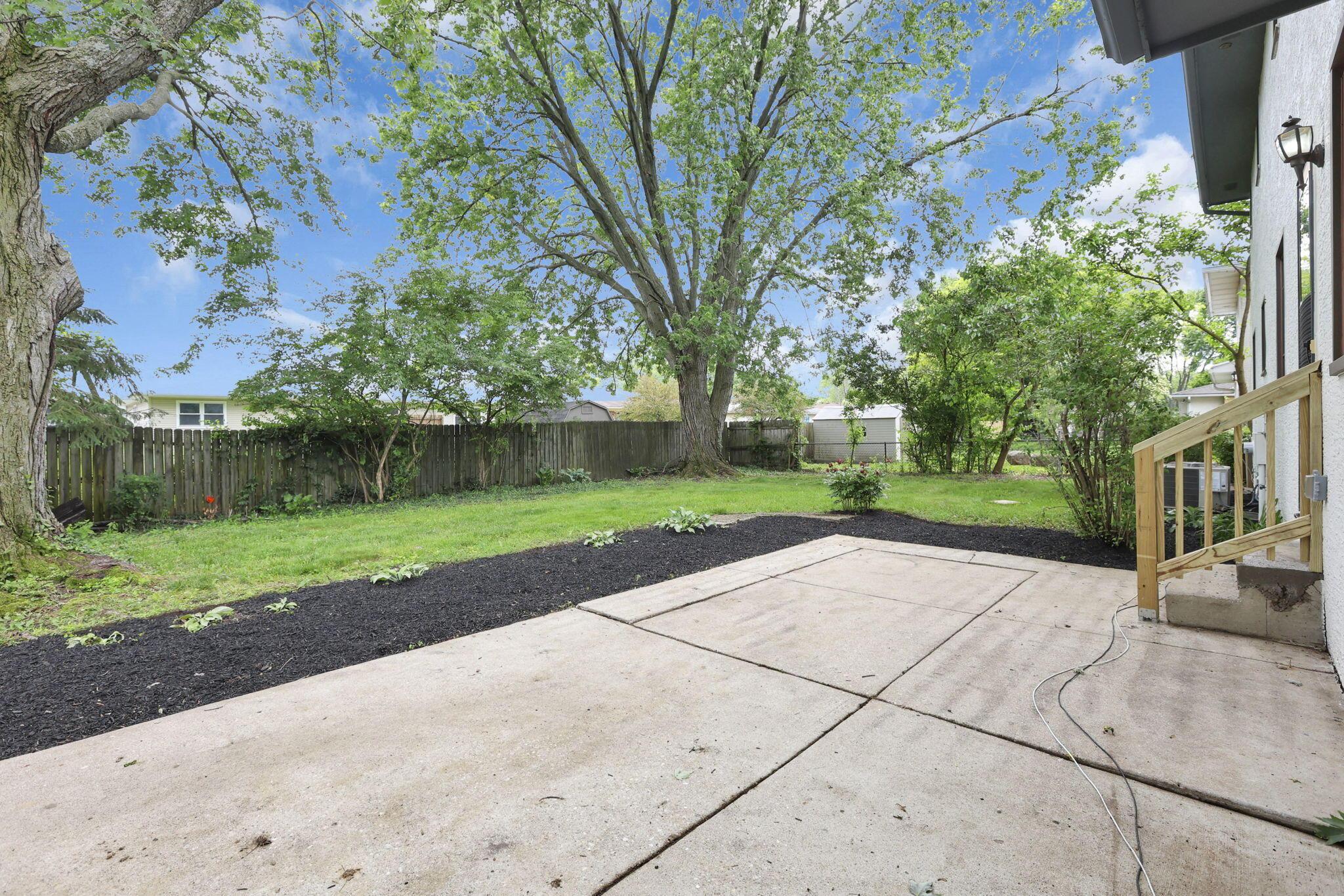 1883 Fairhaven Road Columbus, OH 43229 - Photo 62 of 79 61-web-or-mls-G02A1598