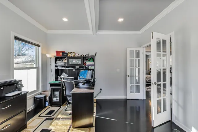 $1,119,000 | 10S330 Oneill Drive, Burr Ridge, IL 60527