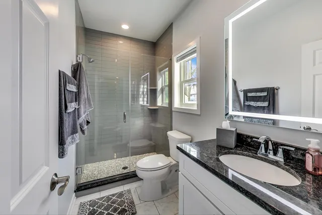 $1,119,000 | 10S330 Oneill Drive, Burr Ridge, IL 60527