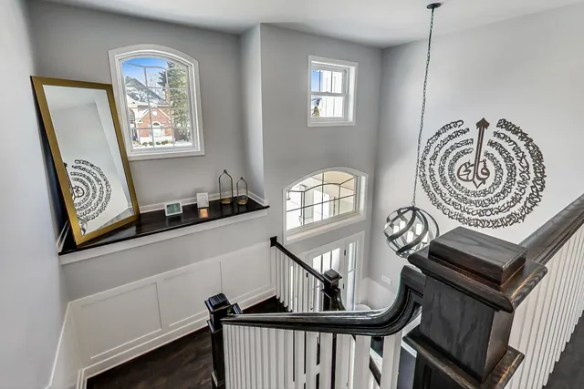 $1,119,000 | 10S330 Oneill Drive, Burr Ridge, IL 60527