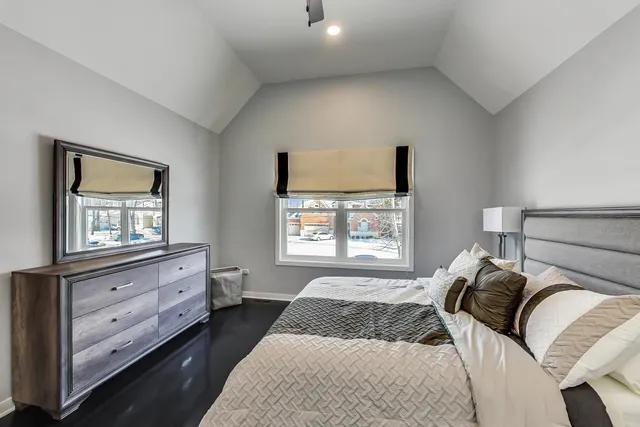 $1,119,000 | 10S330 Oneill Drive, Burr Ridge, IL 60527