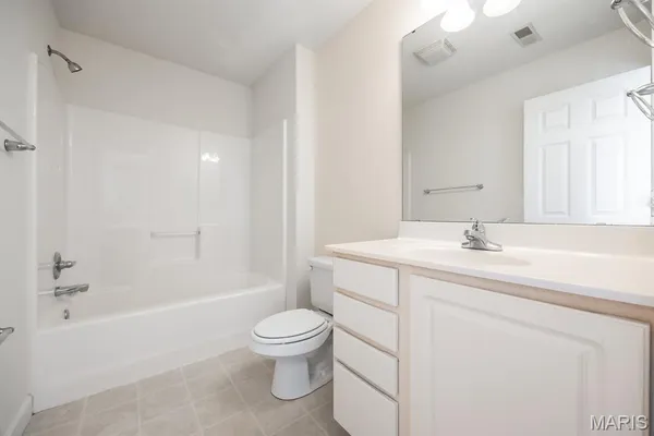 $239,900 | 764 Granite Drive, O'Fallon, IL 62269