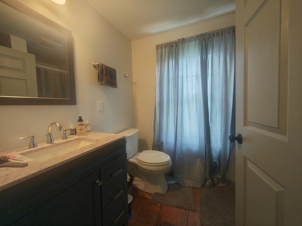 34 George Street Mendon, MA 01756 - Photo 12 of 34