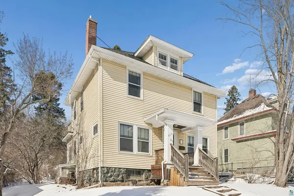 $294,900 | 619 Woodland Avenue, Duluth, MN 55812
