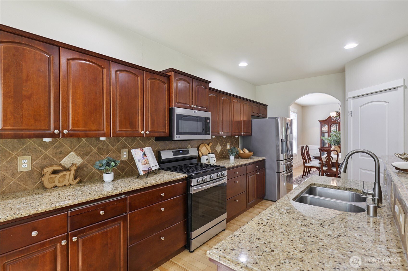 7130 Inlay Street Southeast Lacey, WA 98513 - Photo 5 of 33 Gallery Image 5