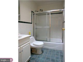 411 Tomlinson Road Philadelphia, PA 19116 - Photo 3 of 6 Gallery Image 3