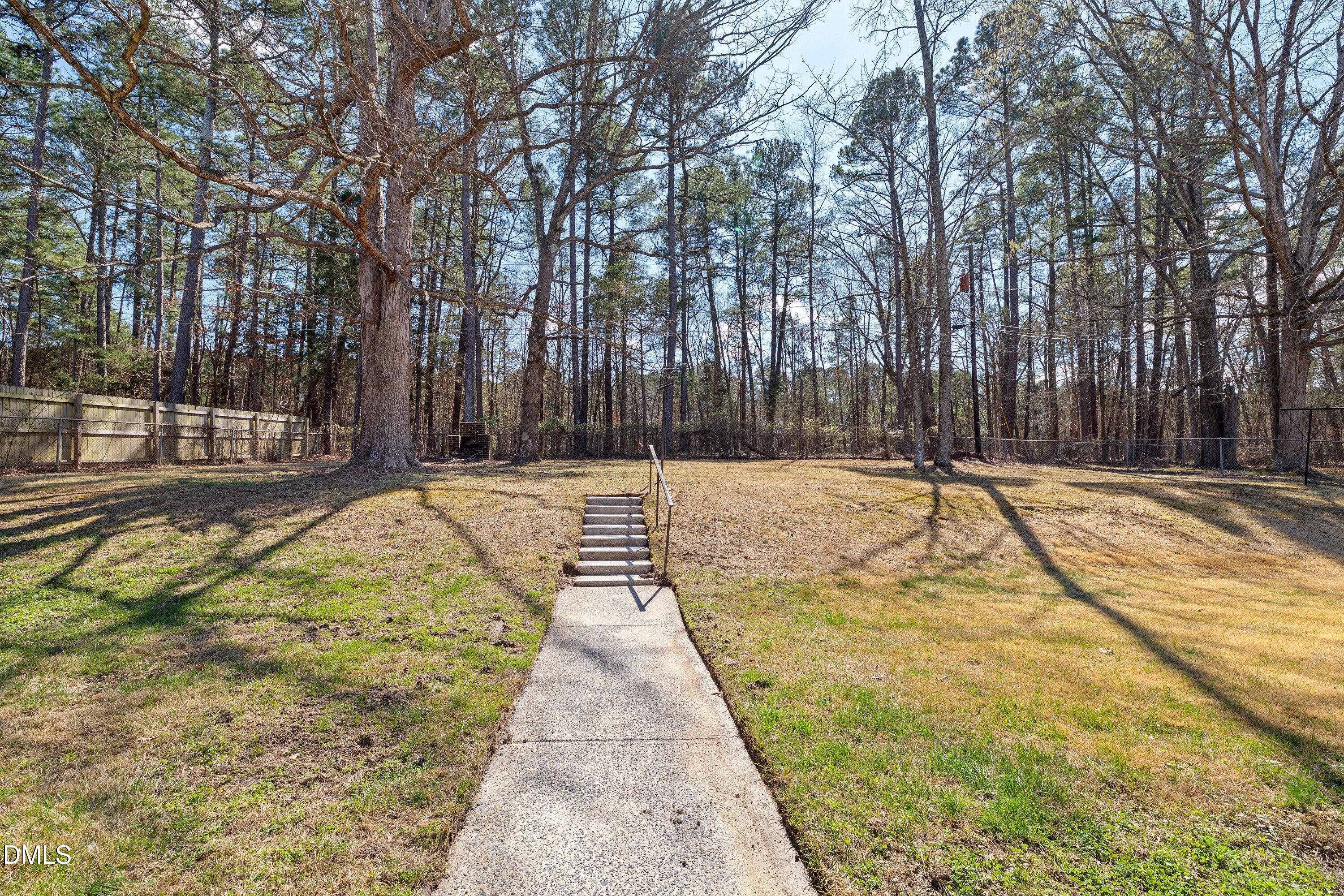 722 Forge Road Durham, NC 27713 - Photo 22 of 25 37-37-722 Forge Rd_5169