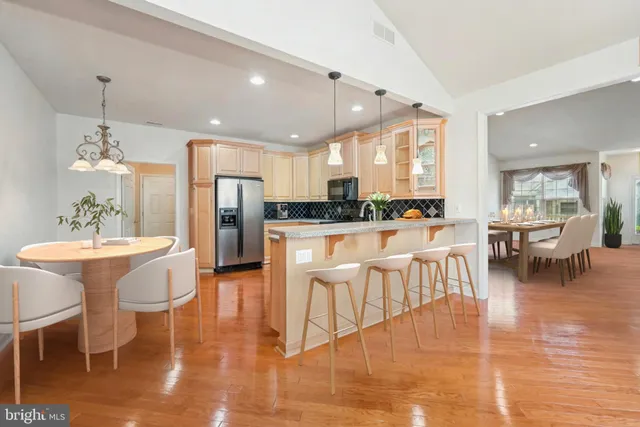 $699,999 | 64 Villa Drive, Warminster, PA 18974