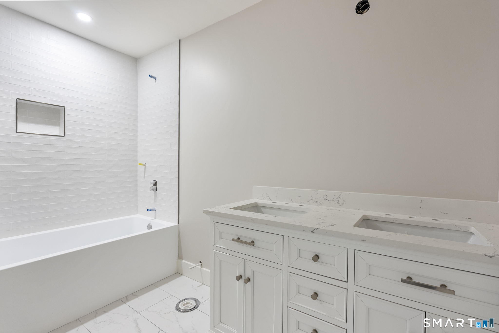 2 Pickett Road Roxbury, CT 06783 - Photo 30 of 39