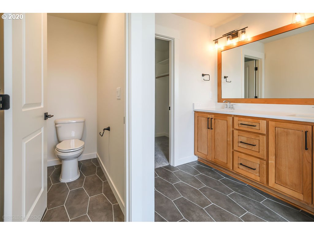 4802 South 12th Circle Ridgefield, WA 98642 - Photo 26 of 32