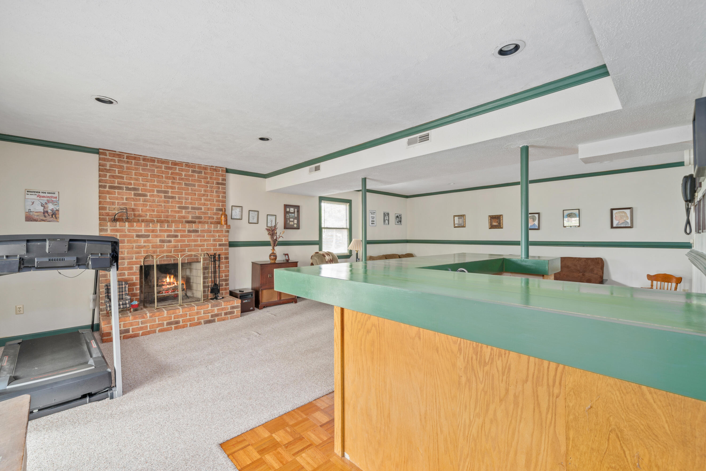 480 Downing Street Roanoke, VA 24019 - Photo 23 of 29 a view of a living room and kitchen