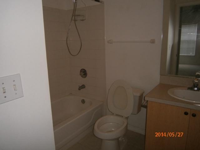 10342 Fox Trail Road South, Unit 1408 Royal Palm Beach, FL 33411 - Photo 10 of 12 master bath