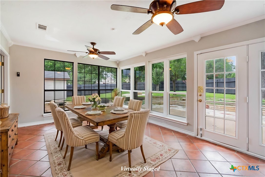 18 Morgan's Point Boulevard Belton, TX 76513 - Photo 11 of 44 Virtually staged