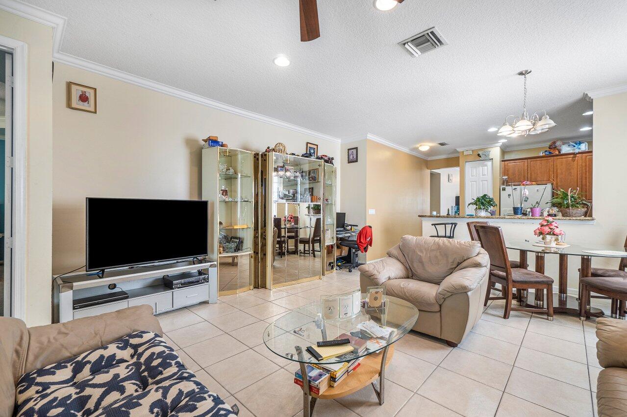 307 Mulberry Grove Road West Palm Beach, FL 33411 - Photo 8 of 24 009-307MulberryGroveRoad-RoyalPalmBeach-