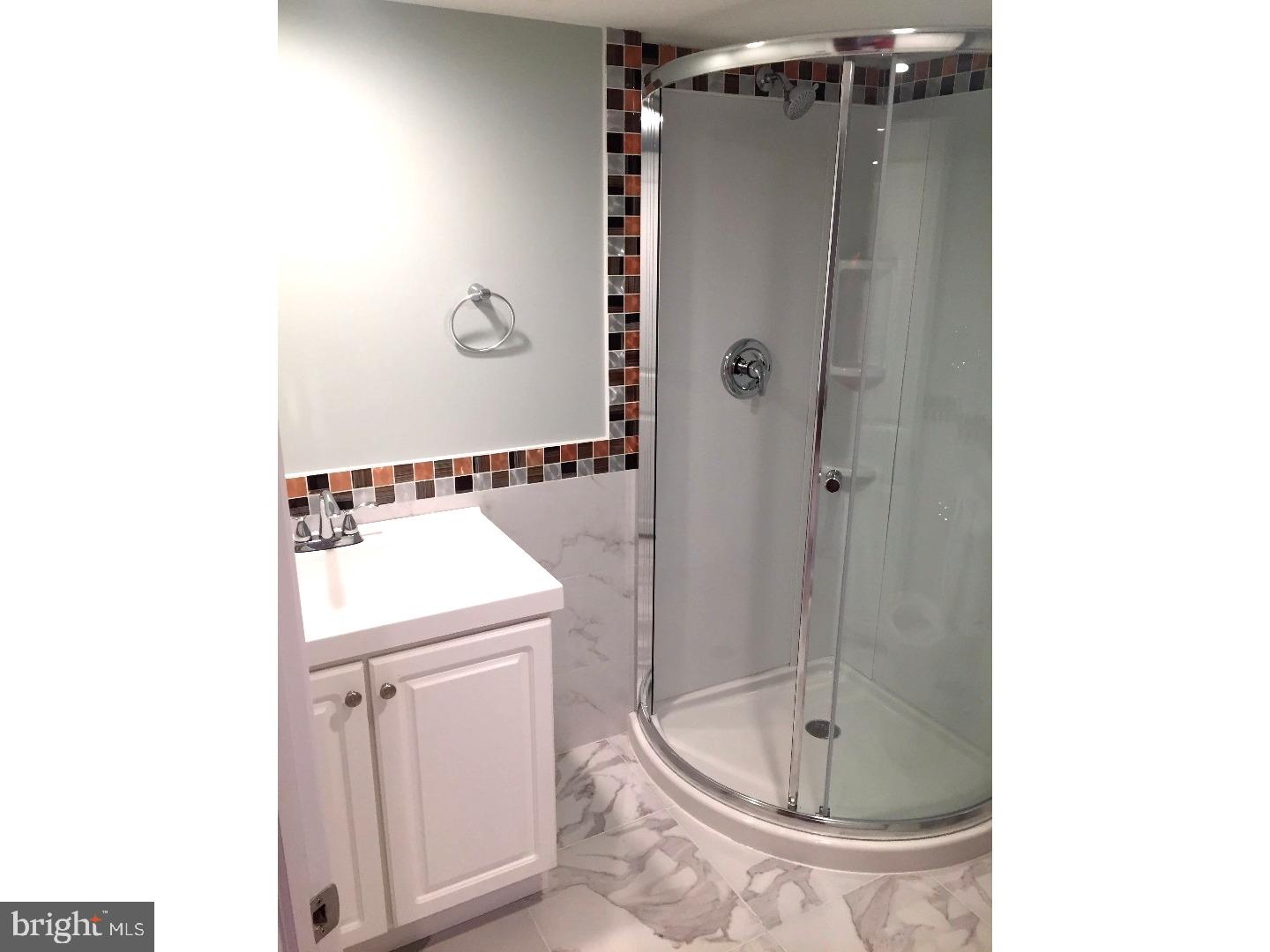 9951 Verree Road Philadelphia, PA 19115 - Photo 21 of 25 In-law Suite