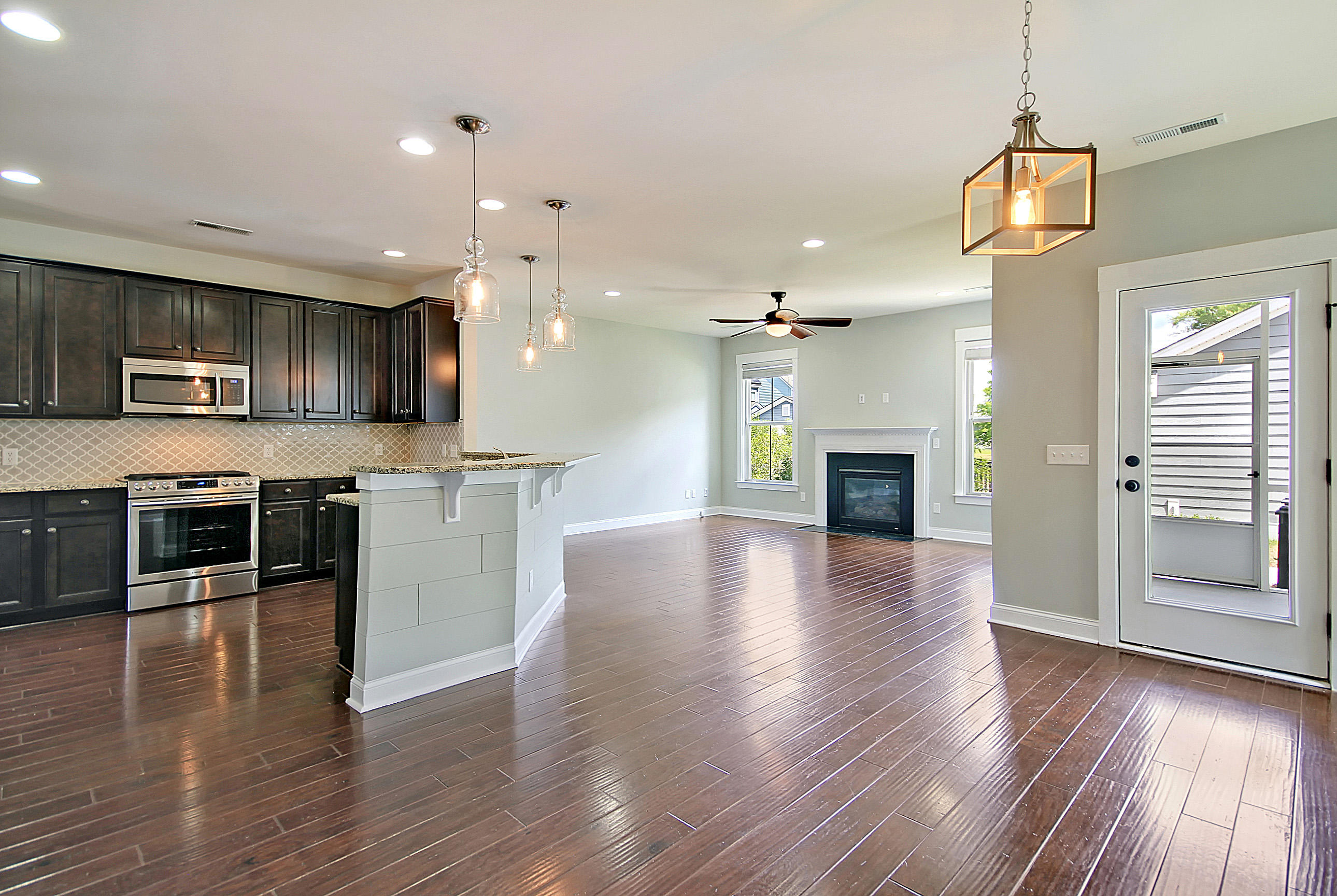 2926 Rutherford Way Charleston, SC 29414 - Photo 4 of 49 IMG_4534_IMG_4538 copy