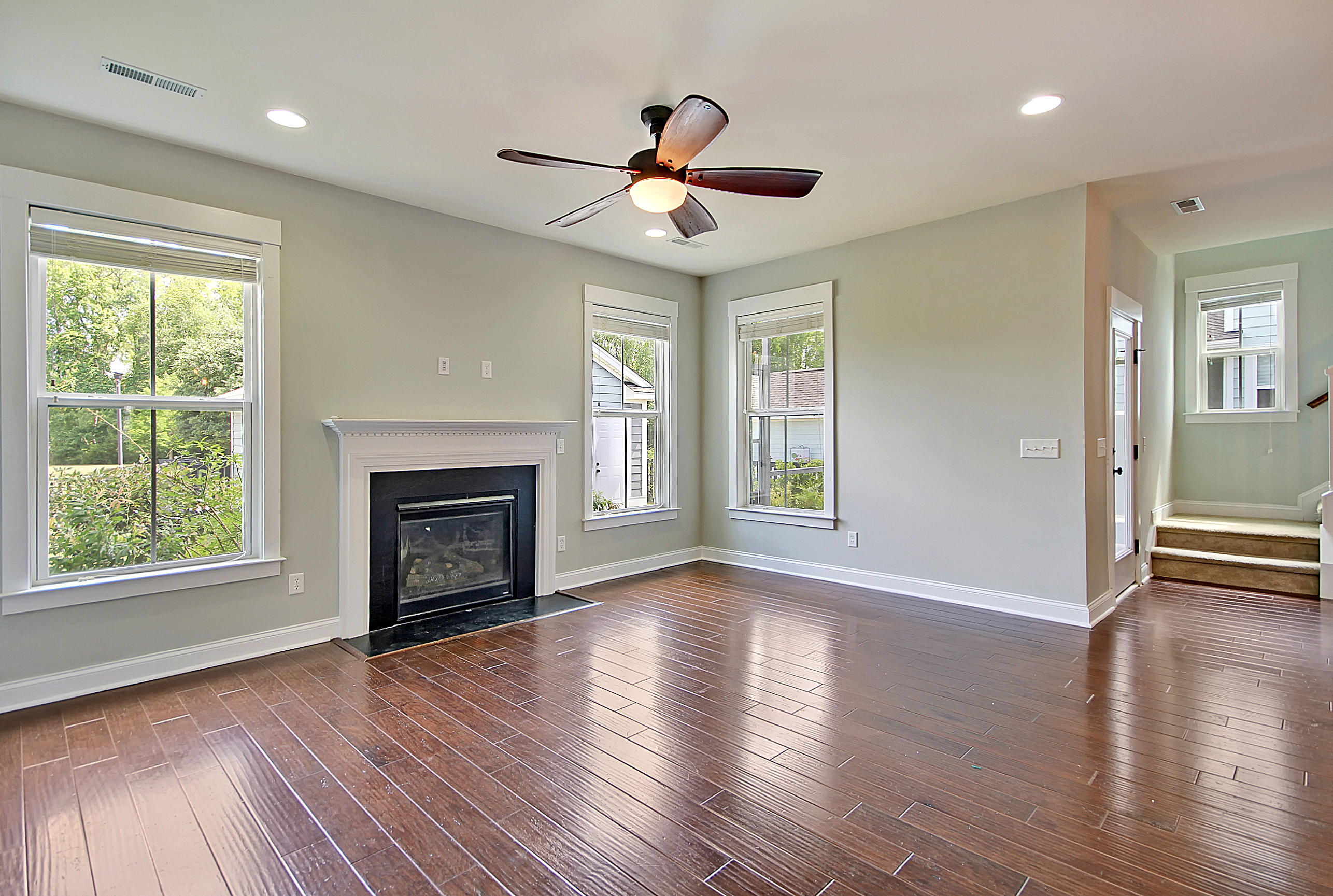 2926 Rutherford Way Charleston, SC 29414 - Photo 5 of 49 IMG_4554_IMG_4559 copy