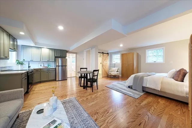 $799,000 | 4 Bullard Circle, Medway, MA 02053