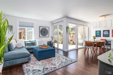$575,000 | 82 Surrey Lane, San Rafael, CA 94903