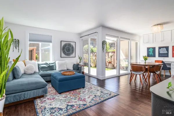 $575,000 | 82 Surrey Lane, San Rafael, CA 94903