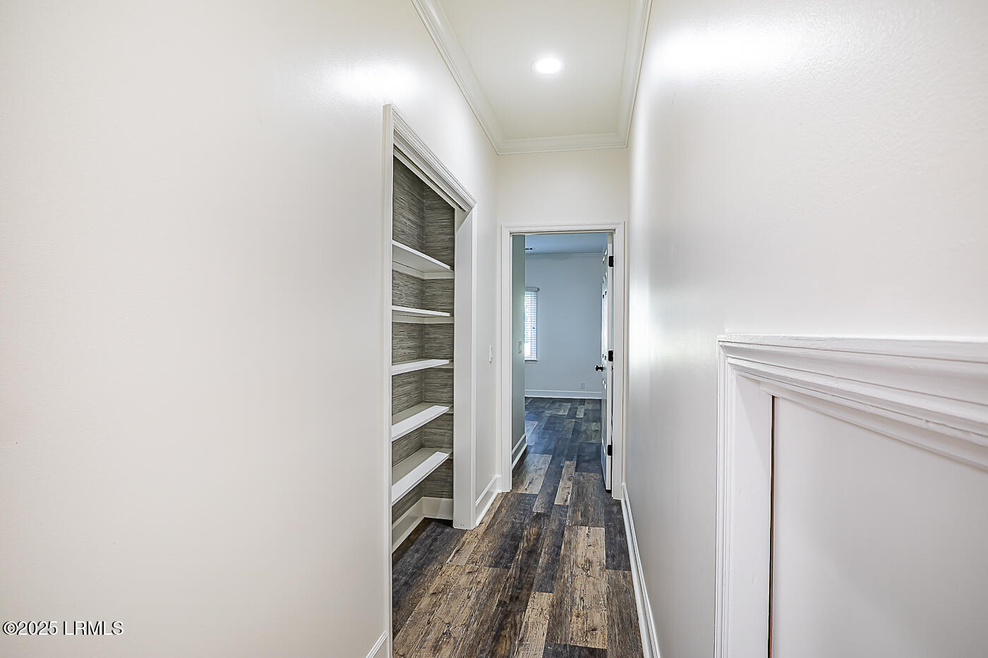 700 North Reeve Road St. Helena Island, SC 29920 - Photo 24 of 57 Hallway