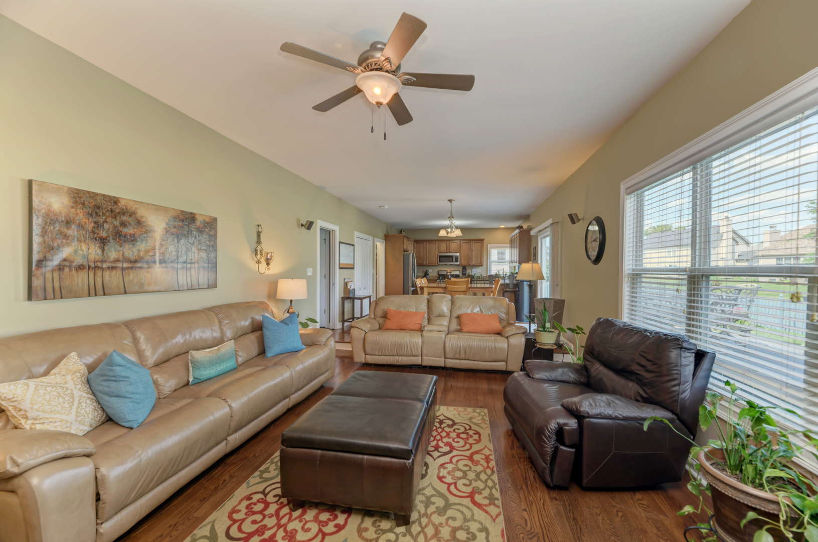 1904 Chestnut Hill Road Plainfield, IL 60586 - Photo 12 of 38 Gallery Image 12