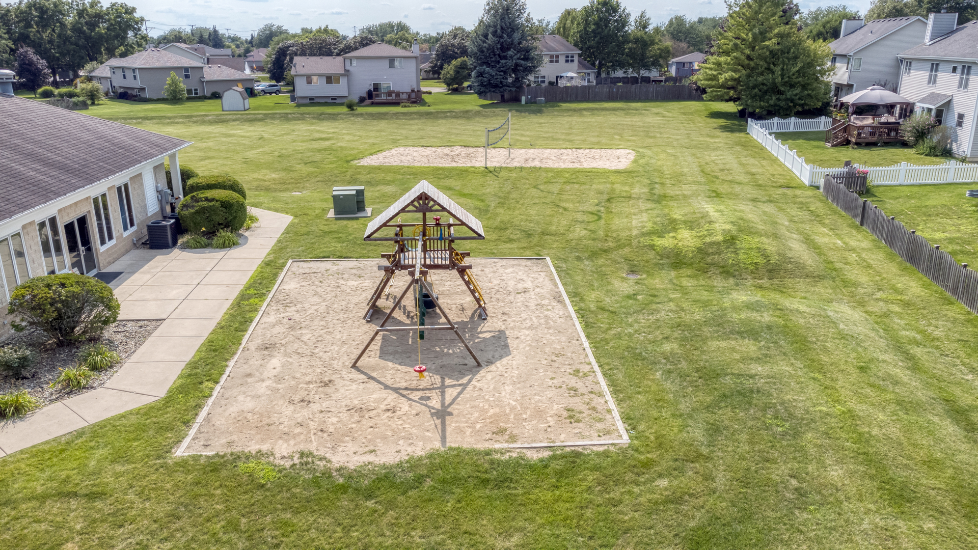 1904 Chestnut Hill Road Plainfield, IL 60586 - Photo 36 of 38 Gallery Image 36