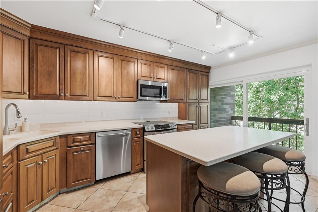 1500 Cochran Road, Unit 900 Pittsburgh, PA 15243 - Photo 11 of 32