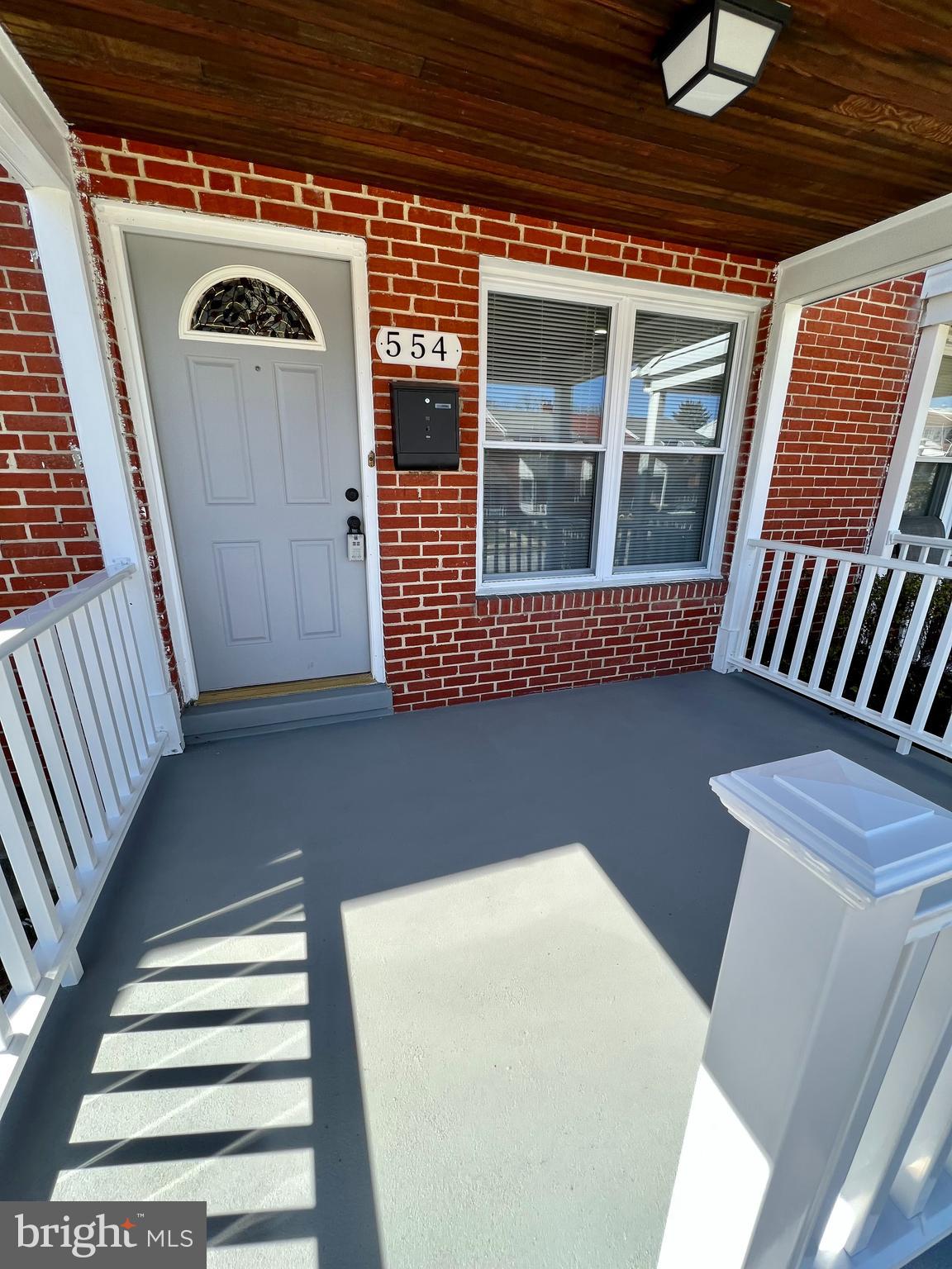 554 Brisbane Road Baltimore, MD 21229 - Photo 3 of 5