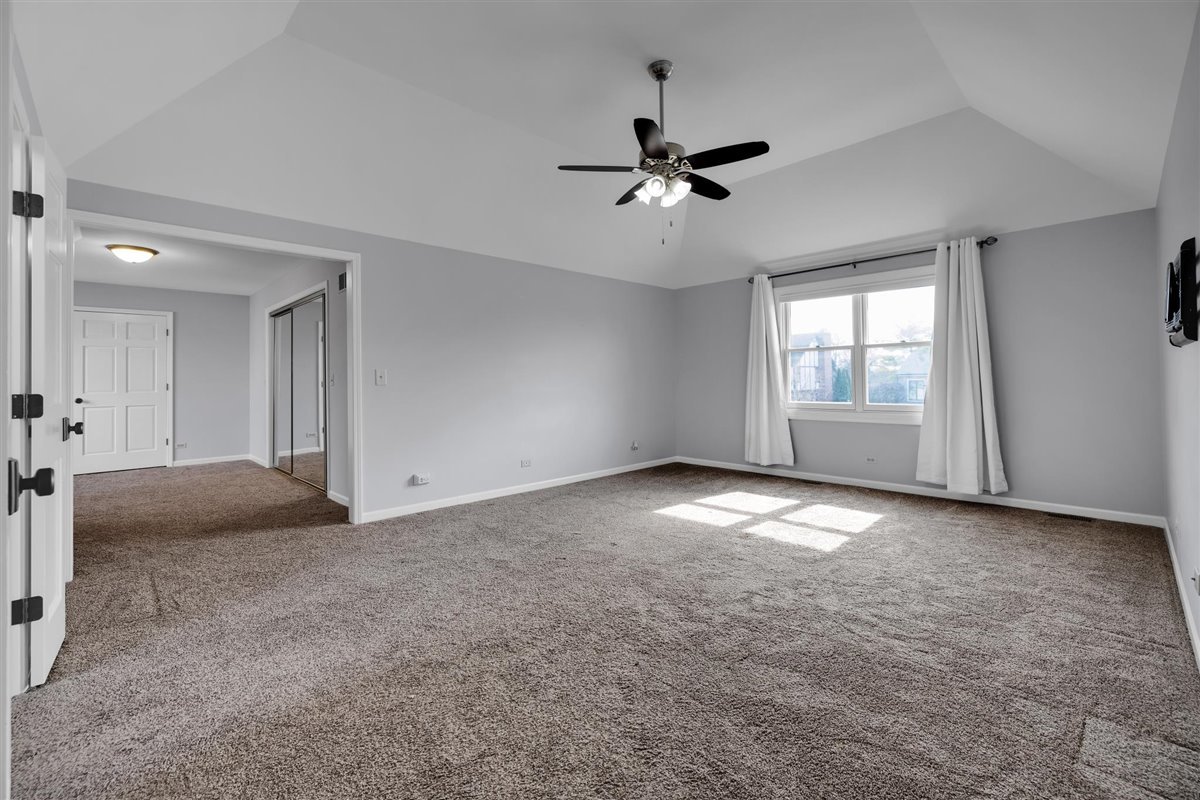 607 Cottage Road Batavia, IL 60510 - Photo 28 of 36 a view of empty room with window