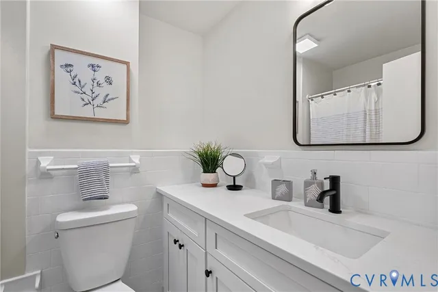 $326,500 | 20109 College Park Avenue, Petersburg, VA 23803