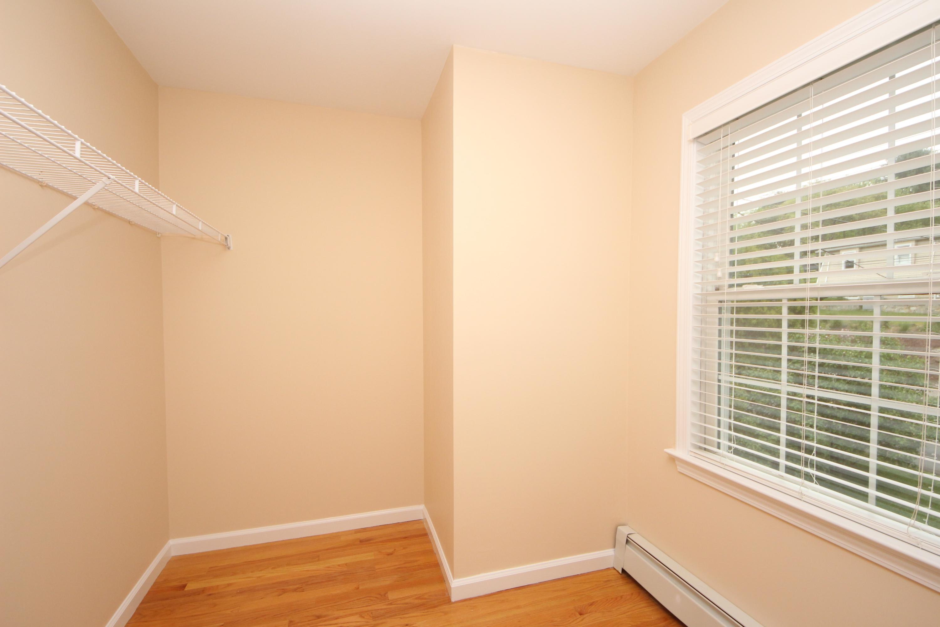 189 Hollow Tree Ridge Road Darien, CT 06820 - Photo 20 of 27 a view of a room with a window