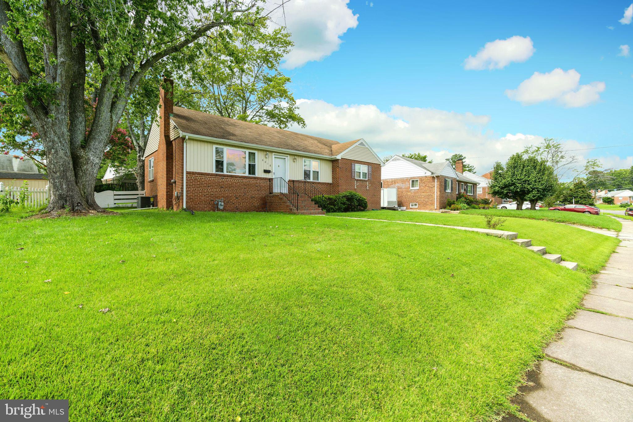 6018 Grayson Street Springfield, VA 22150 - Photo 3 of 43 Gallery Image 3