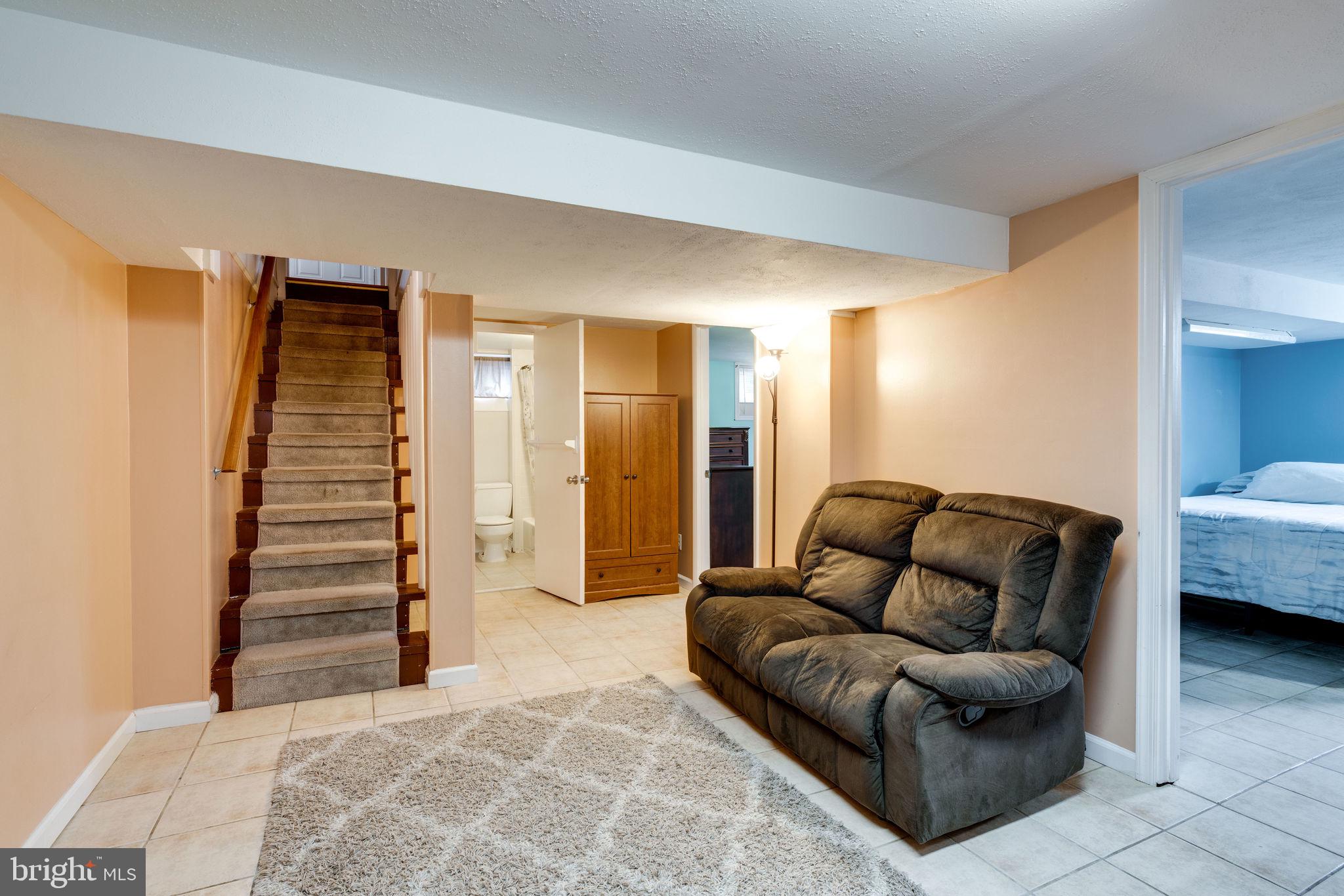 6018 Grayson Street Springfield, VA 22150 - Photo 25 of 43 Gallery Image 25
